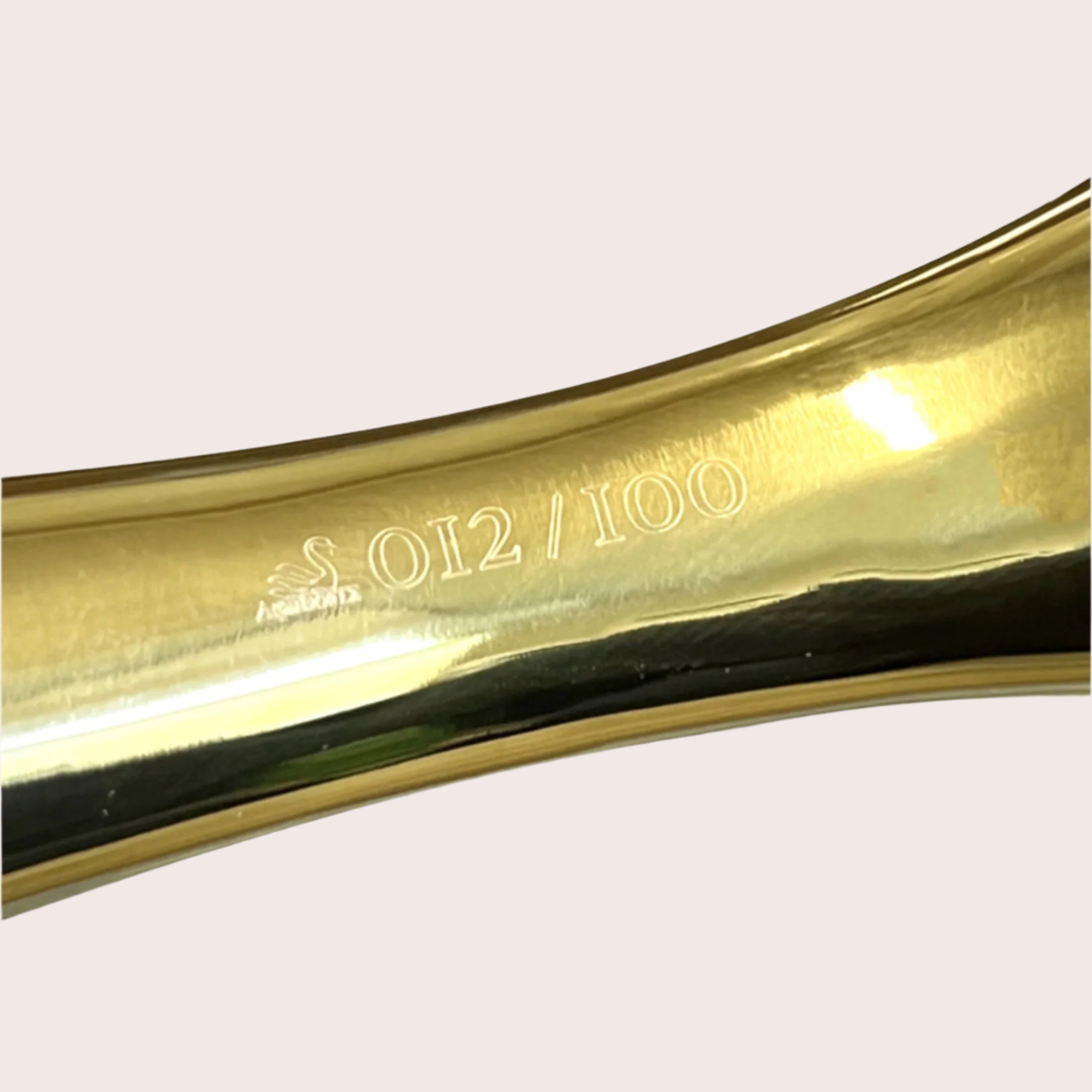 Intimate toy for divine pleasure in 24 carat gold