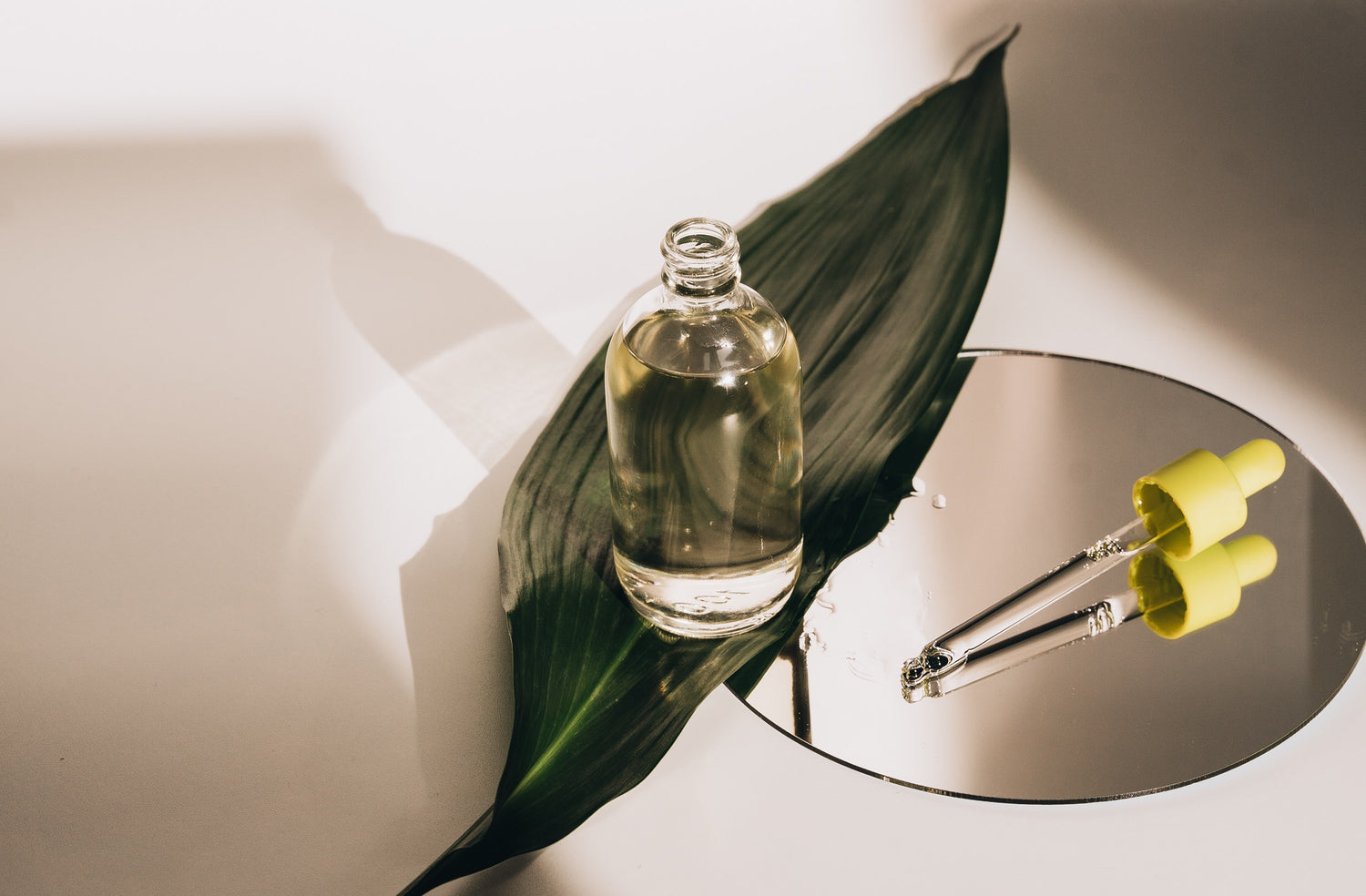 GLYCERIN-BASED INTIMATE LUBRICANTS: ARE THEY DANGEROUS? YESforLOV GLYCERIN-BASED INTIMATE LUBRICANTS: ARE THEY DANGEROUS? YESforLOV